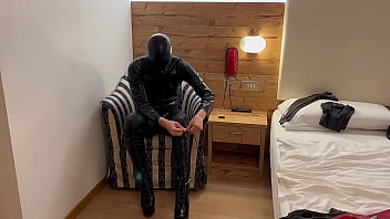 Preview 4 of Bagla Sex Movi - Latexitaly wears whore high-heeled boots