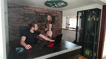 Preview 1 of Ge Xxx Vedeo - S&uuml_&szlig_es molliges M&auml_dchen Maja braucht dringend Sex