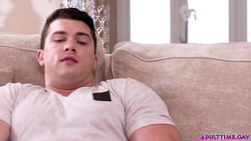 Preview 3 of Very Best Sexy - OMFG! See what happens when two STRAIGHT guys jerk off together!