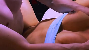 Preview 4 of Anal Margarita C - La amiga cachonda de su compa&ntilde_era de apartamento sedujo al novio de ella en el sof&aacute_ de la sala de estar.
