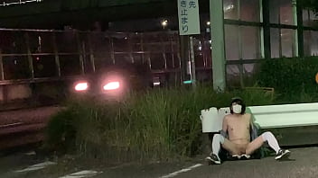 Preview 4 of Pussy Scrub - 女装子まゆちゃんが側道でいよいよパンツ脱いで全裸Ｍ字露出で大胆大開脚