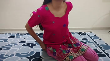 Preview 2 of Karesma Sex Video - delivery boy watching inside my personal room door when I was enjoying myself and needed a big dick | Hindi sex with audio | Saarabhabhi6