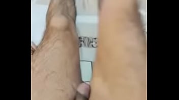 Preview 2 of Mom Fuck Boy Cheash - Chica tv gozando con pantimedias