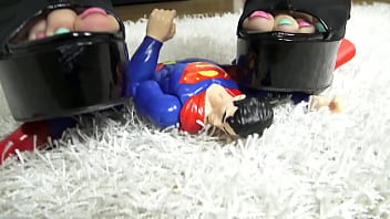 Preview 1 of Boys Xxx Sex Guy - Look at what I&#039_m doing to Superman.