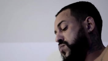 Preview 4 of Sri Lankan Gayathri Dayas Sexy - ACABEI FODENDO COM O PINTOR DA OBRA