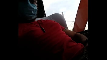 Preview 1 of Sexy Beating - Mostrando pica no bus