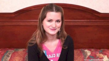 Szilvia Lauren Is S Charming Petite Mummy With Pretty Puny