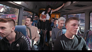 Doite Dans Le Bus
