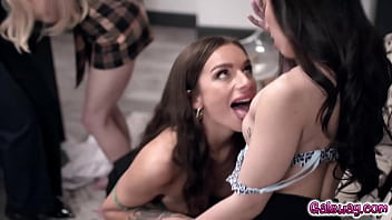 Mom Caught Son Look At Her Boobs