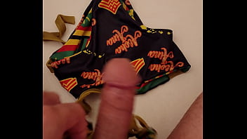 Beeg Gloryhole Italian Korean