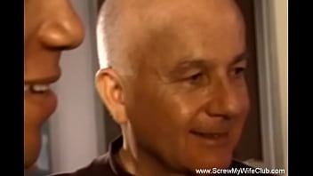 Johnny Sins Put Head In Pussy