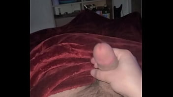 Sofie Reyez Footjob