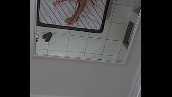 2 Men Licking Girl