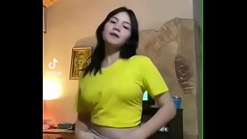 Jilat Pepek Perempuan Cantik