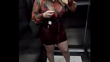 Bathrrom Lesbian