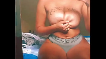 Wank Infront Of Woman