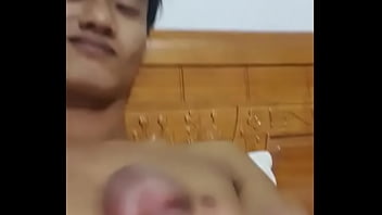 While Hot Grls