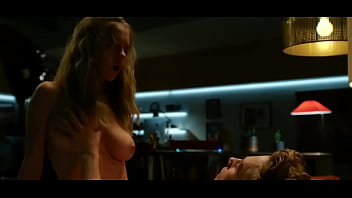 Lesbia Sex In Bed