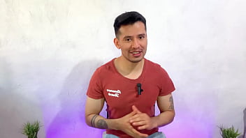 Period Pad Use Video