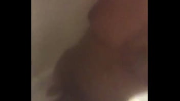 Brush Bate Anal