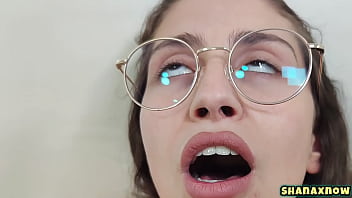 Mom Eats Pussy Daughter