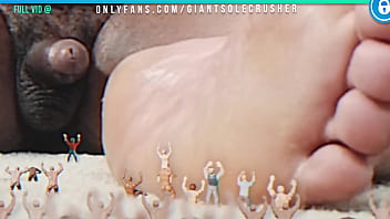 Mature Smelly Feetpage2