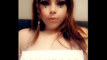 Nude Bilik Kayu