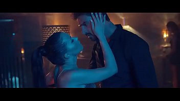 Noti American Sexy Hd