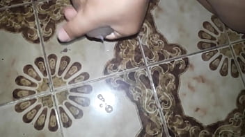 Anal Cumshot On Sleeping