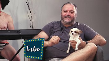 Abuelo Y Jovenes