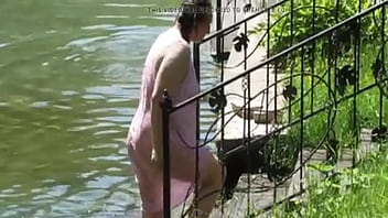 Jiggling Tits