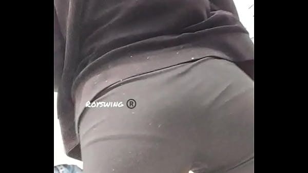 Sucking Pussy Up Skirt