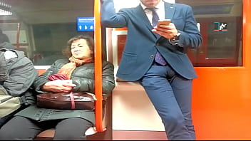 Chicos Pillados Masturbandose