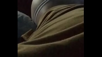 Mom Nued Boy Jepang