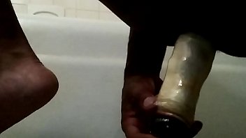 Sunny Leon Sperm Take In Mouth