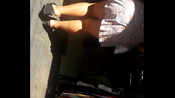 School Girl Sang Bang