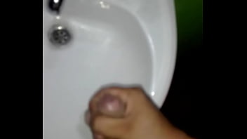 Milf Sexl Pee