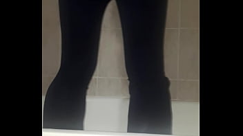 Ella F