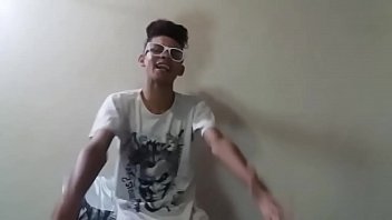 Hugesquirts Webcam