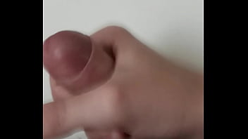 Sunny Leone Fingers Her Pussy