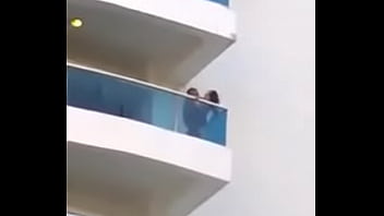 Sister In A Apartemen