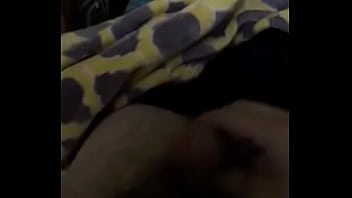 Tante Pakai Bh