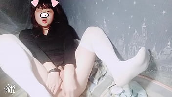 Nika Noir Dildo
