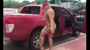 Mia Khiliafa