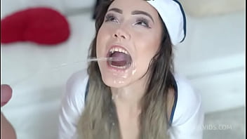Girl Fingering To Cum