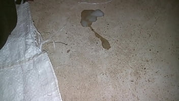 Sucks While Cumming
