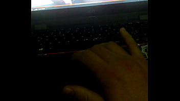 Keluarin Do Luar