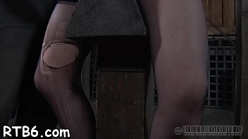 Sexy Teen Masturbate In The Wild