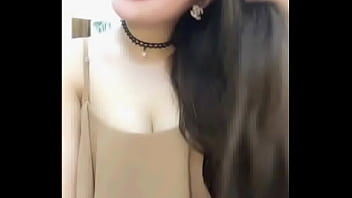 Amateur Kissing Nipple