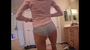 Bisex Cum Eating